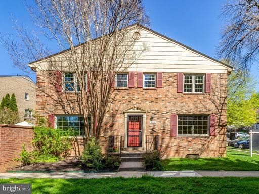 3032 SEVEN OAKS PLACE - Photo 1