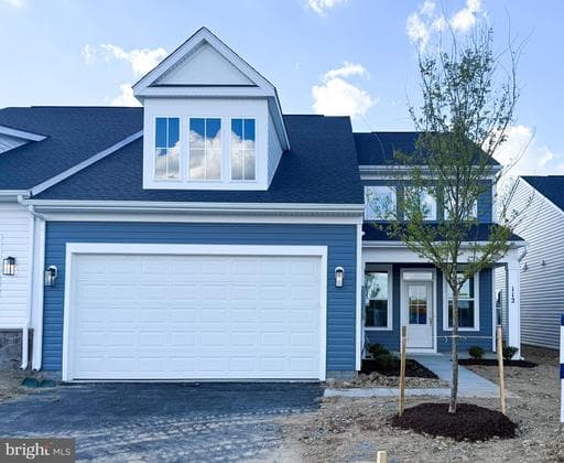 112 ZINNIA LANE - Photo 1