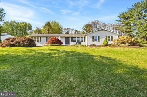 9509 FAITH LANE - Photo 1