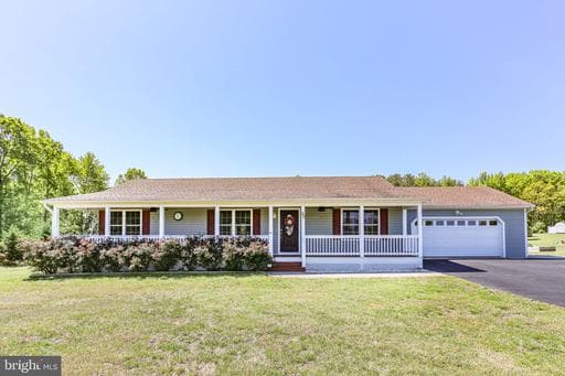 33 AUSTIN WAY - Photo 1