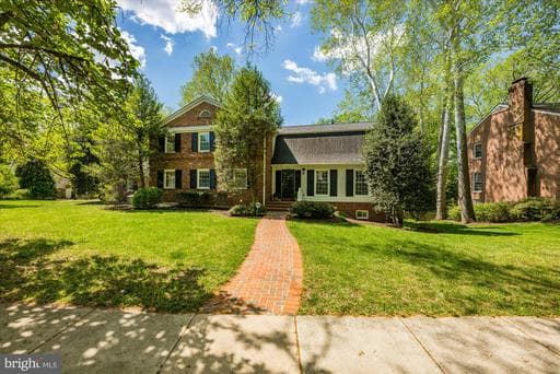10500 STABLE LANE - Photo 1