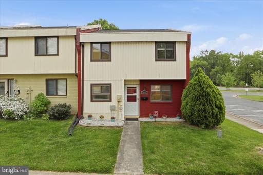 8642 Brae Brooke Dr, Lanham, MD 20706-3814, United States - Photo 1