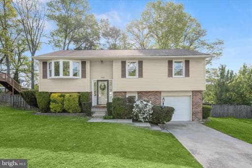7533 LEMON TREE COURT - Photo 1