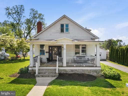 8 JAMES STREET - Photo 1