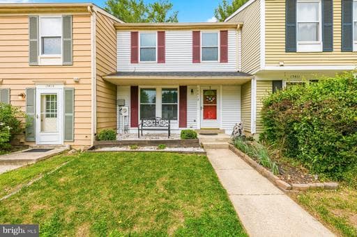 15413 N OAK COURT - Photo 1