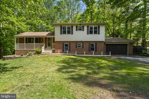 6311 DEERBROOKE COURT - Photo 1