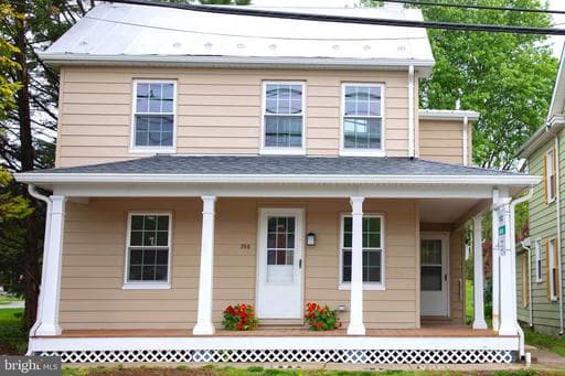 305 MAIN STREET