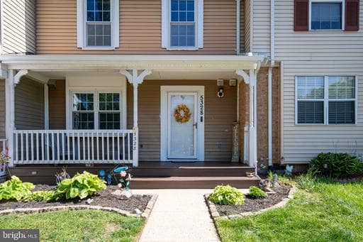 5328 QUALEY PLACE - Photo 1