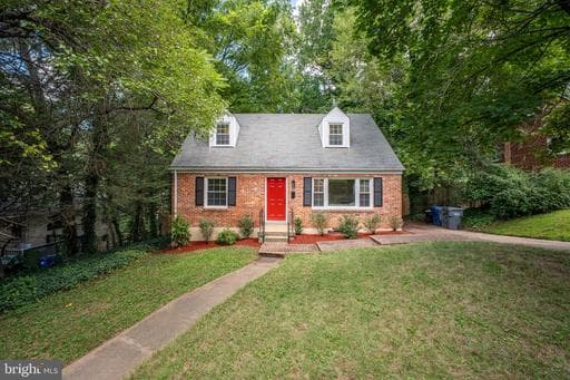 6474 OAKWOOD DRIVE