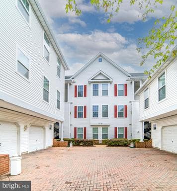 55 HAWK RISE LANE 303