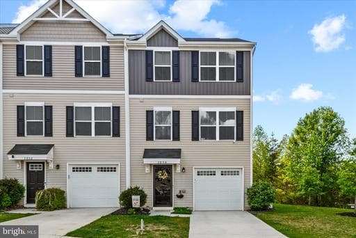 2854 FARZI CIRCLE - Photo 1