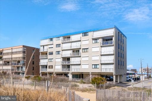 7209 ATLANTIC AVENUE 102