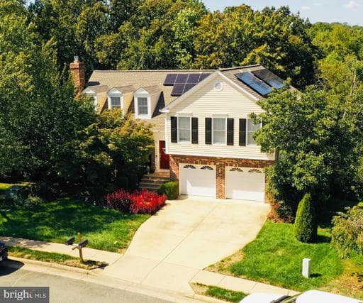 30 Bridgeport Cir, Stafford, VA 22554-1776, United States - Photo 1