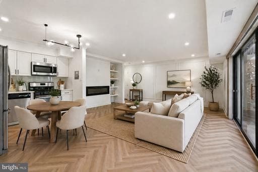 7839 Enola St, McLean, VA 22102-7825, United States - Photo 1