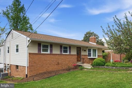 4013 STOCONGA DRIVE - Photo 1