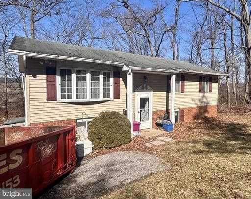 3308 MEADOWVIEW DRIVE - Photo 1