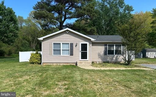 205 GRAVEL RUN ROAD - Photo 1