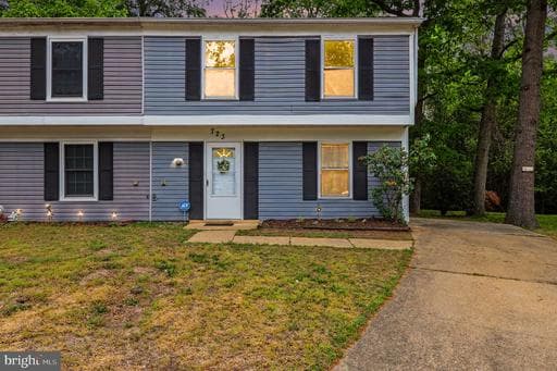 723 Hatfield CT WALDORF MD 20602 - Photo 1