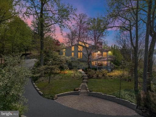 267 Rugby Ct, Arnold, MD 21012-2128, United States - Photo 1