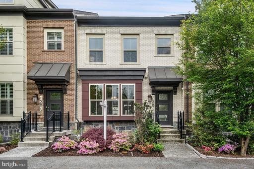 13074 WALLICH WAY - Photo 1