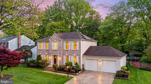 15401 PINE TREE COURT