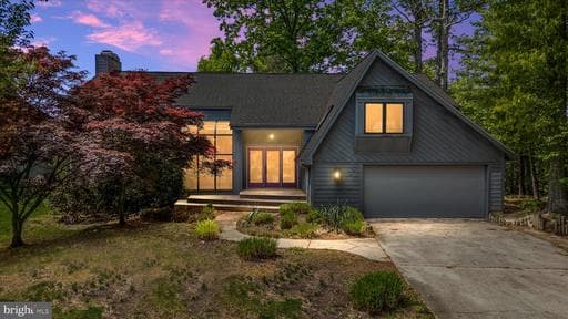 377 Broadview Ln, Annapolis, MD 21401-7261, United States - Photo 1