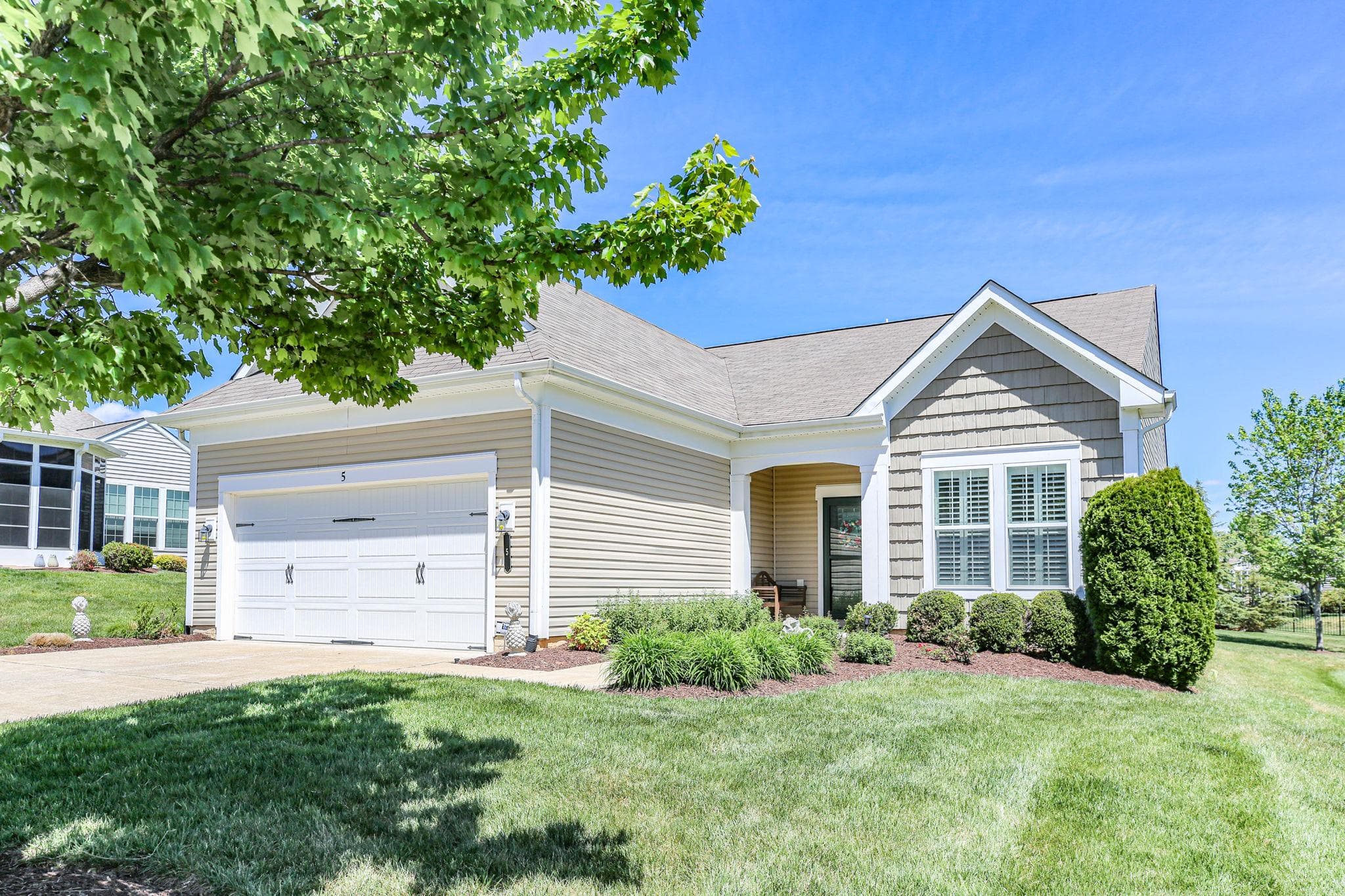 5 Battery Point Dr, Fredericksburg, VA 22406-5471, United States - Photo 1