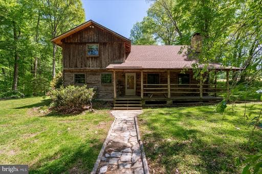 5742 BROOKS WOODS ROAD - Photo 1