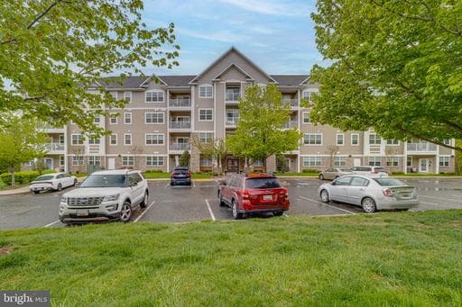 900 MACPHAIL WOODS CROSSING 3A - Photo 1