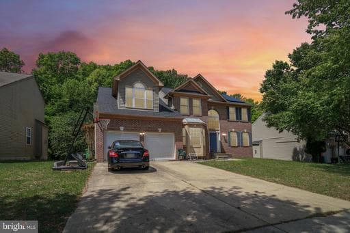 8507 SHORTHILLS DRIVE - Photo 1