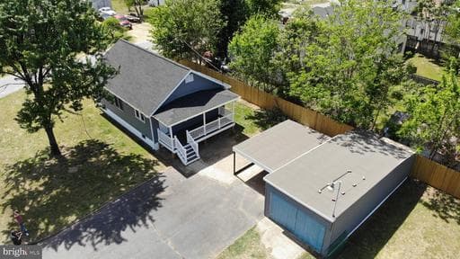 109 E CHATHAM STREET - Photo 1
