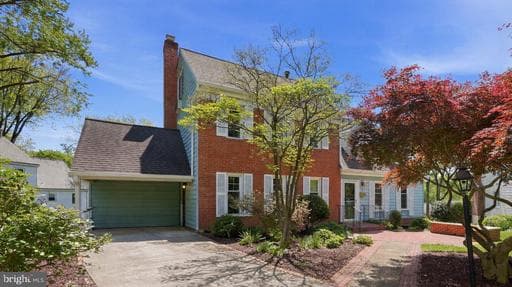 7 PITT COURT - Photo 1