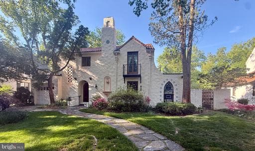 127 Hesketh St, Chevy Chase, MD 20815-4222, United States - Photo 1