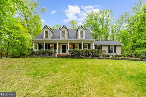 1059 Marywood Dr, Davidsonville, MD 21035-1203, United States - Photo 1