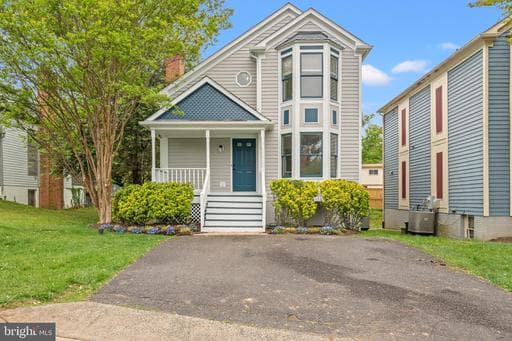 8405 HOLLIS LANE - Photo 1