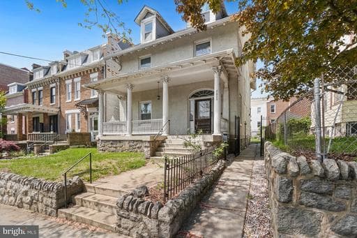 3820 8TH STREET - Photo 1