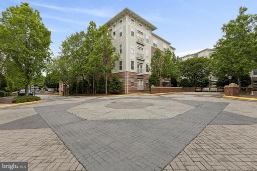 9480 Virginia Center Blvd, Vienna, VA 22181-4807, United States - Photo 1