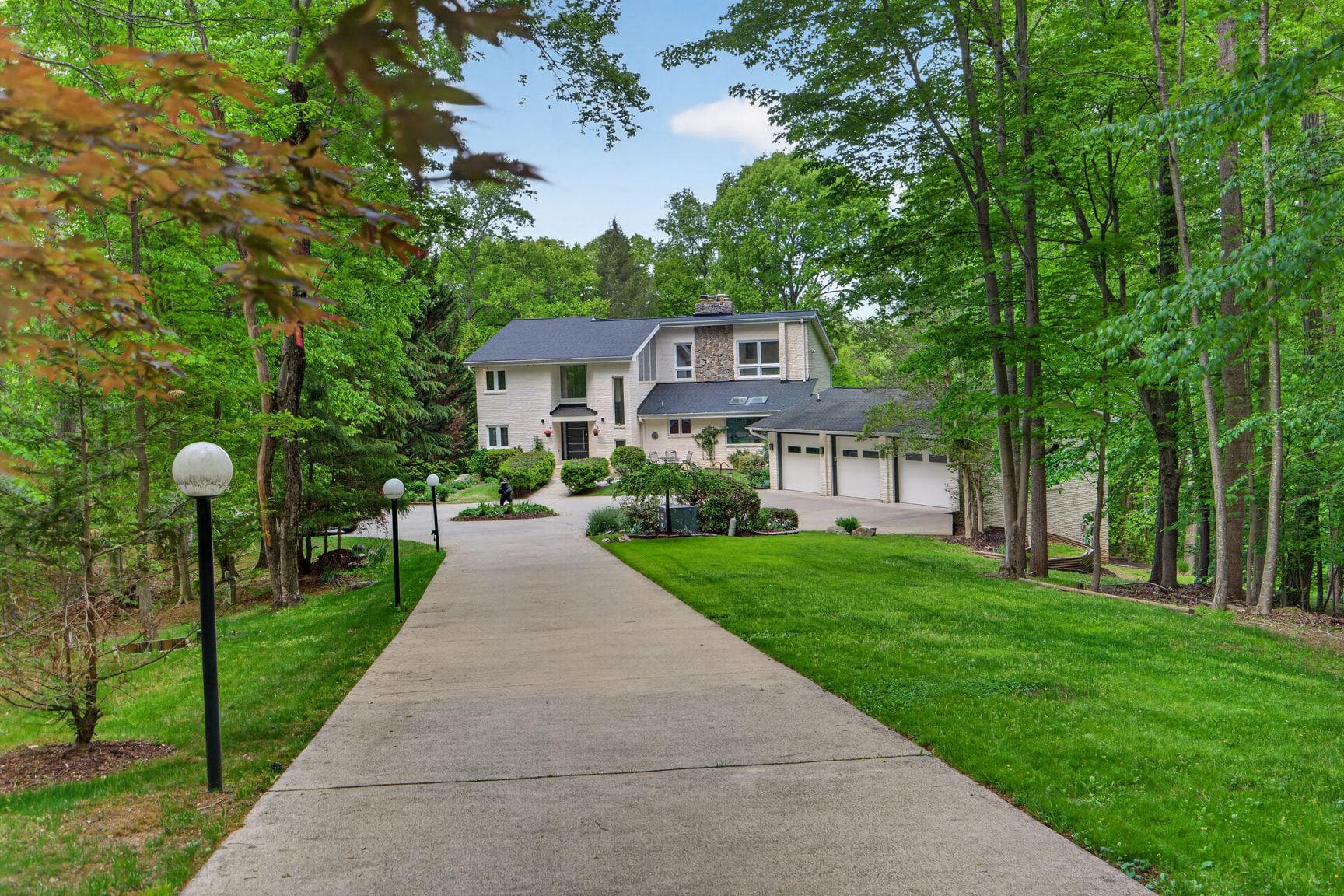 4496 Occoquan View Ct, Woodbridge, VA 22192-5803, United States