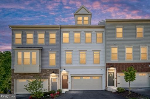180 SHADED VALLEY COURT - Photo 1