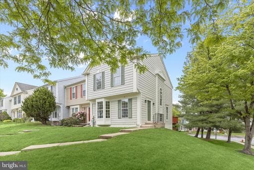 1 WOODHOLLOW COURT - Photo 1