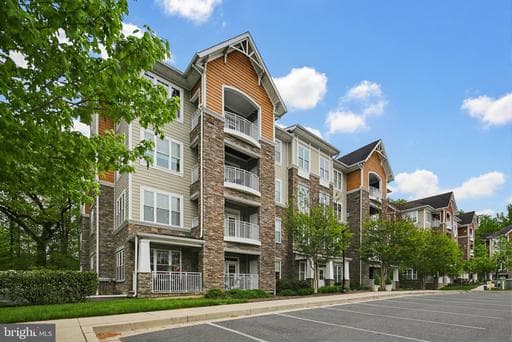 11 Clay LN #403 CATONSVILLE MD 21228 - Photo 1