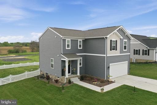 460 MESA COURT - Photo 1