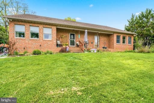 3706 SINGER STREET - Photo 1