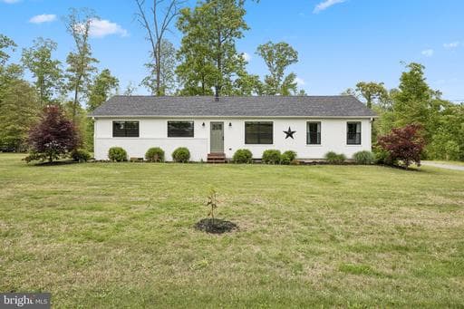 9816 Fairlee Rd, Chestertown, MD 21620-3821, United States - Photo 1