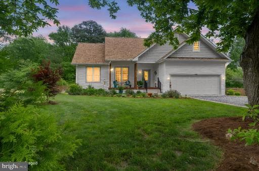 1016 ROYAL WAY - Photo 1