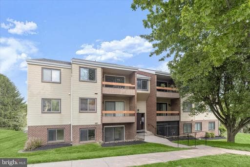 1001 Scarlet Oak Ct, Hampstead, MD 21074-2338, United States - Photo 1