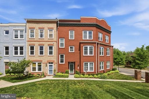 8922 CENTER STREET - Photo 1