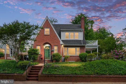 195 DABNEY STREET - Photo 1