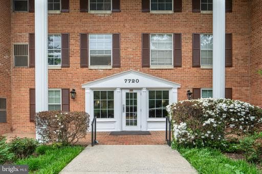 7720 TREMAYNE PLACE 111 - Photo 1