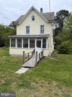 26474 ASBURY AVENUE - Photo 1